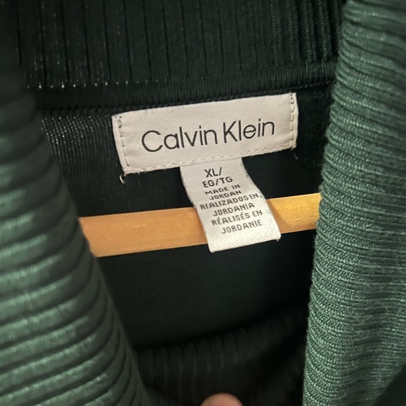Calvin Klein XL Dark Green Turtle Neck Sweater - Picture 6 of 11